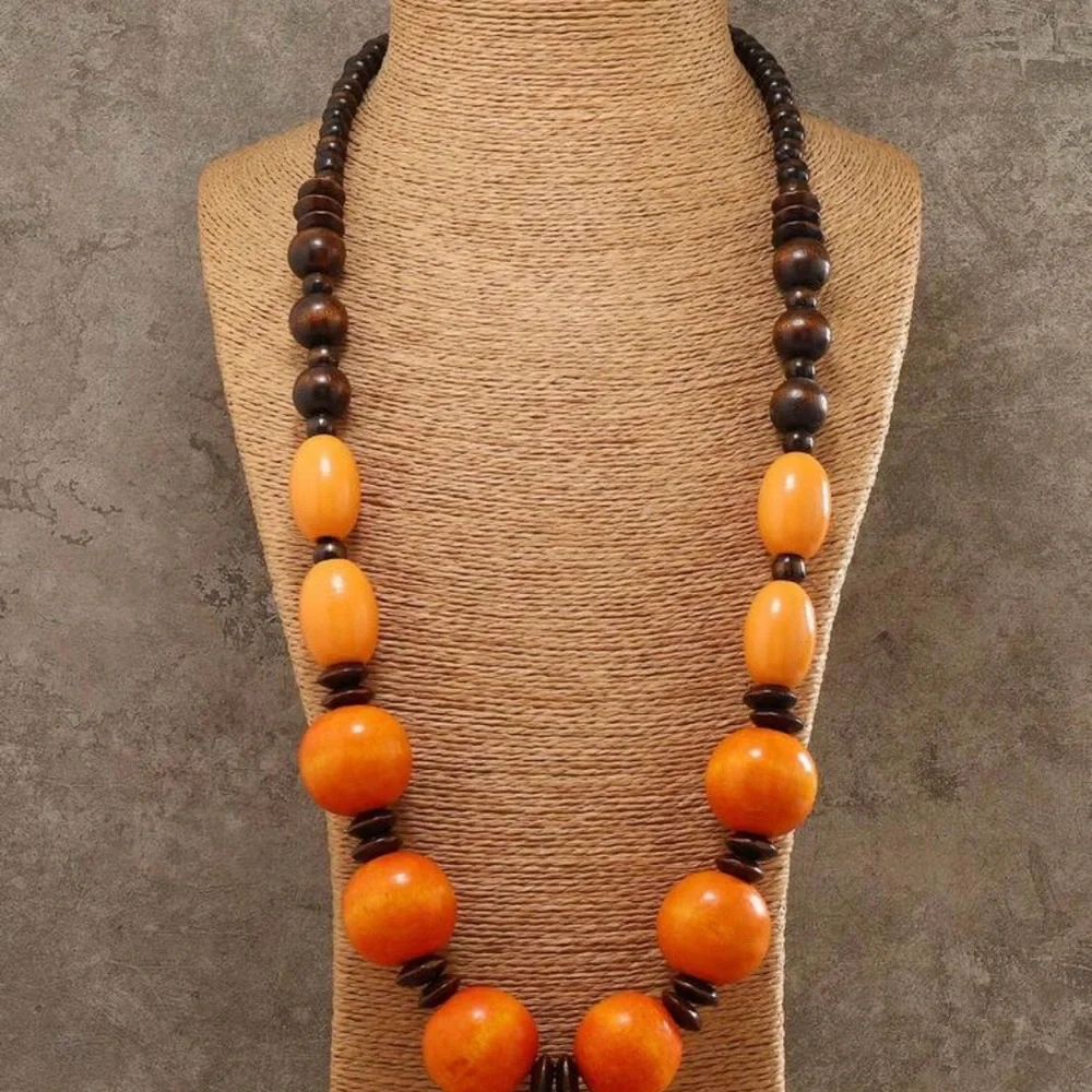 Elegant Orange and Brown Beaded Necklace - Picture 1 of 6